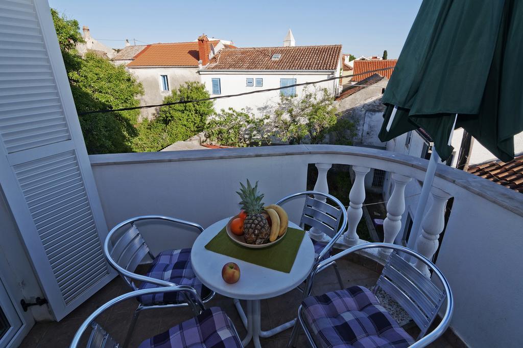 Apartments Bruno Petrčane Zewnętrze zdjęcie